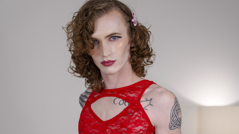 Kelly Lovely Cums For You!