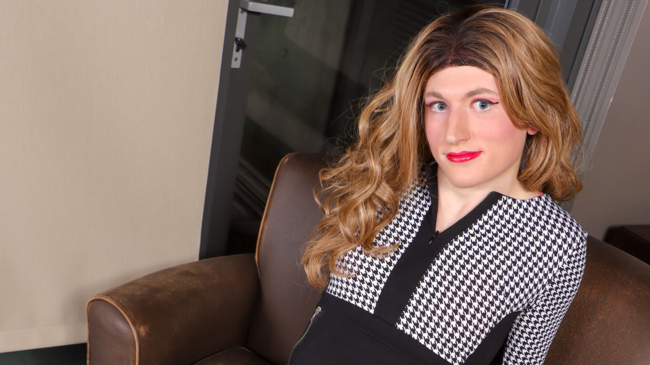 Kymmy Harper Gets Naughty!