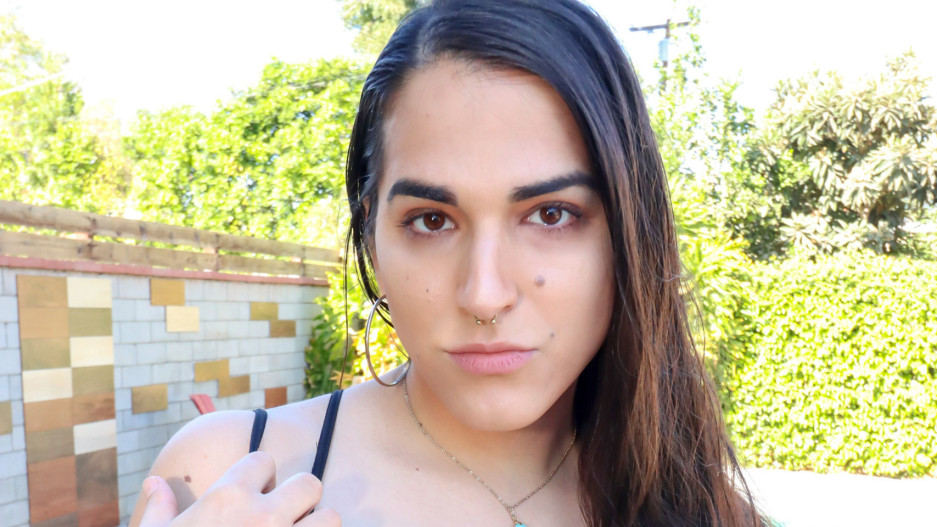 Peach Emoji Returns!