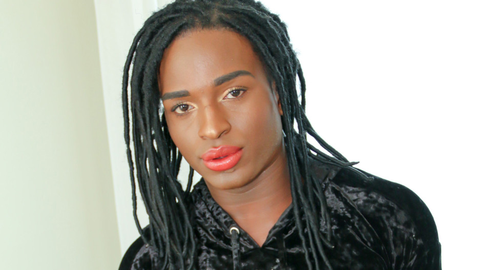 Horny Mariah Lynn Cums!