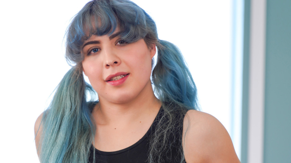 Diva Fortune Strokes And Cums!