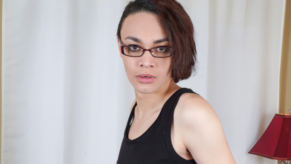 Kerri LaBouche Is Back!