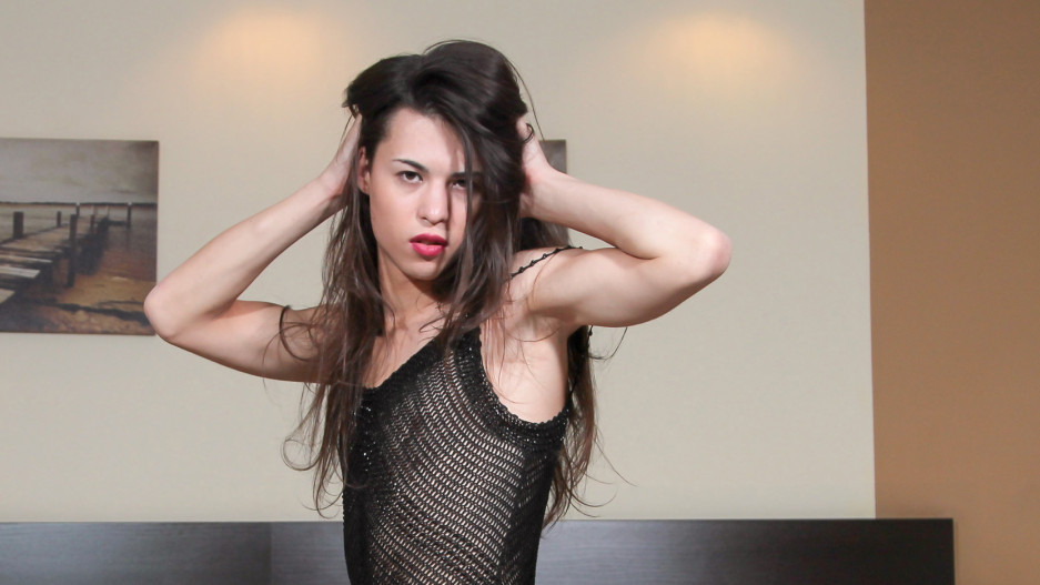 Alina Ray Pops A Load!