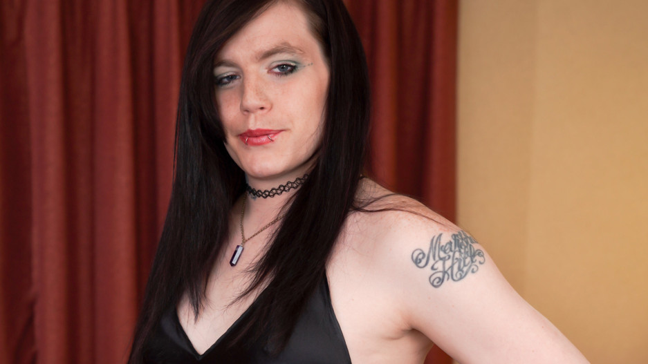 The Return of Emmy Jagger!