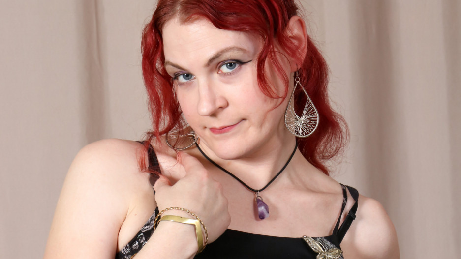 Red-haired Vixen Lycha Is Here!