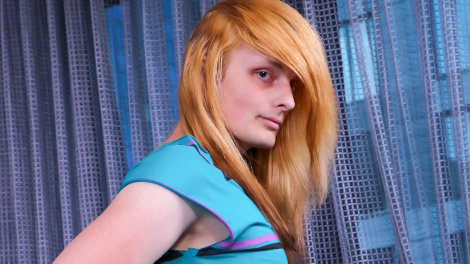 Emo Stroker In Fishnets!