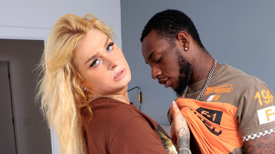 Peaches Can’t Wait To Get Pounded