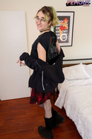 Grooby Newbie: Samantha Shark