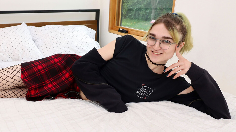 Femout XXX Samantha Shark Grooby Newbie: Samantha Shark